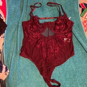 Lingerie.  burgundy.  lace. Size 2x. Fashion Nova.
